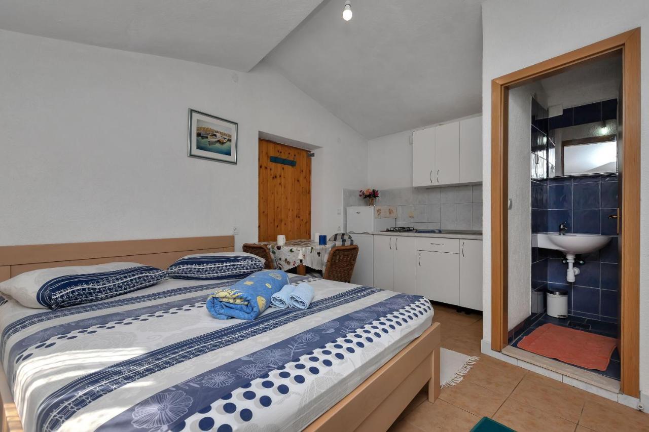 Apartments Nikola Bogomolje Eksteriør billede
